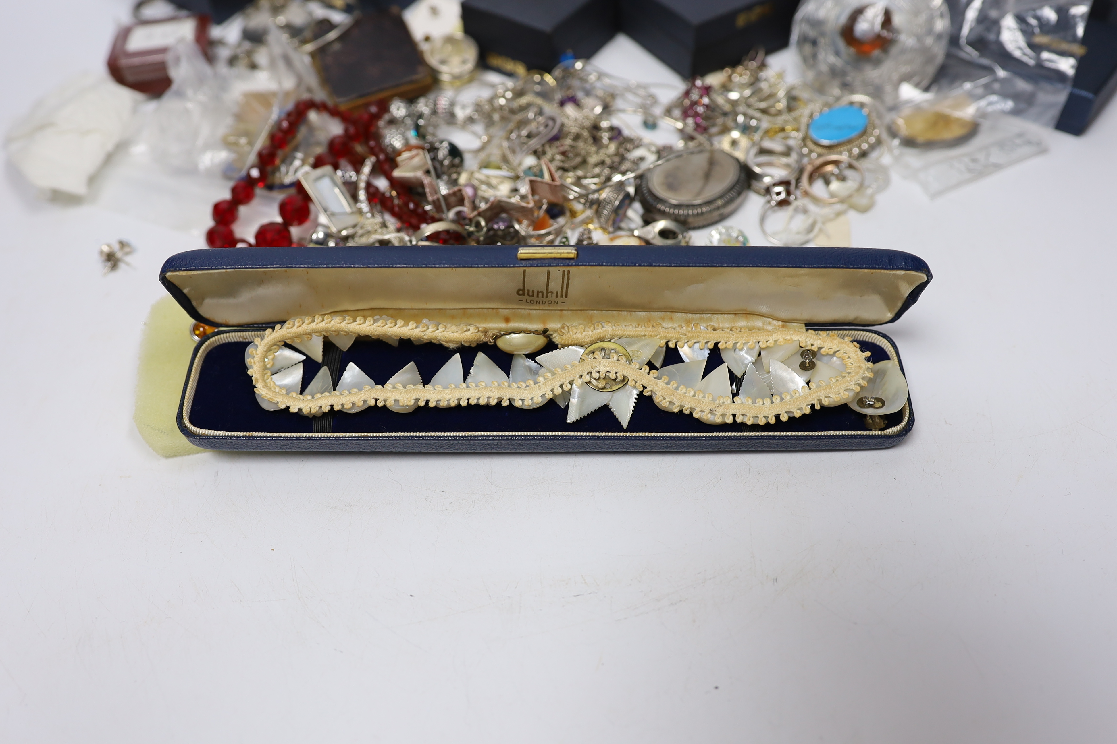 A quantity of assorted mainly costume jewellery, including some silver.